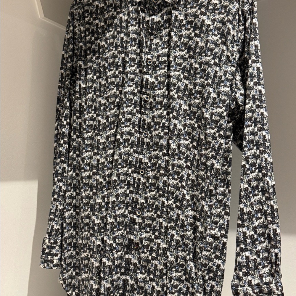Men's Black and White Casual Button Down Shirt